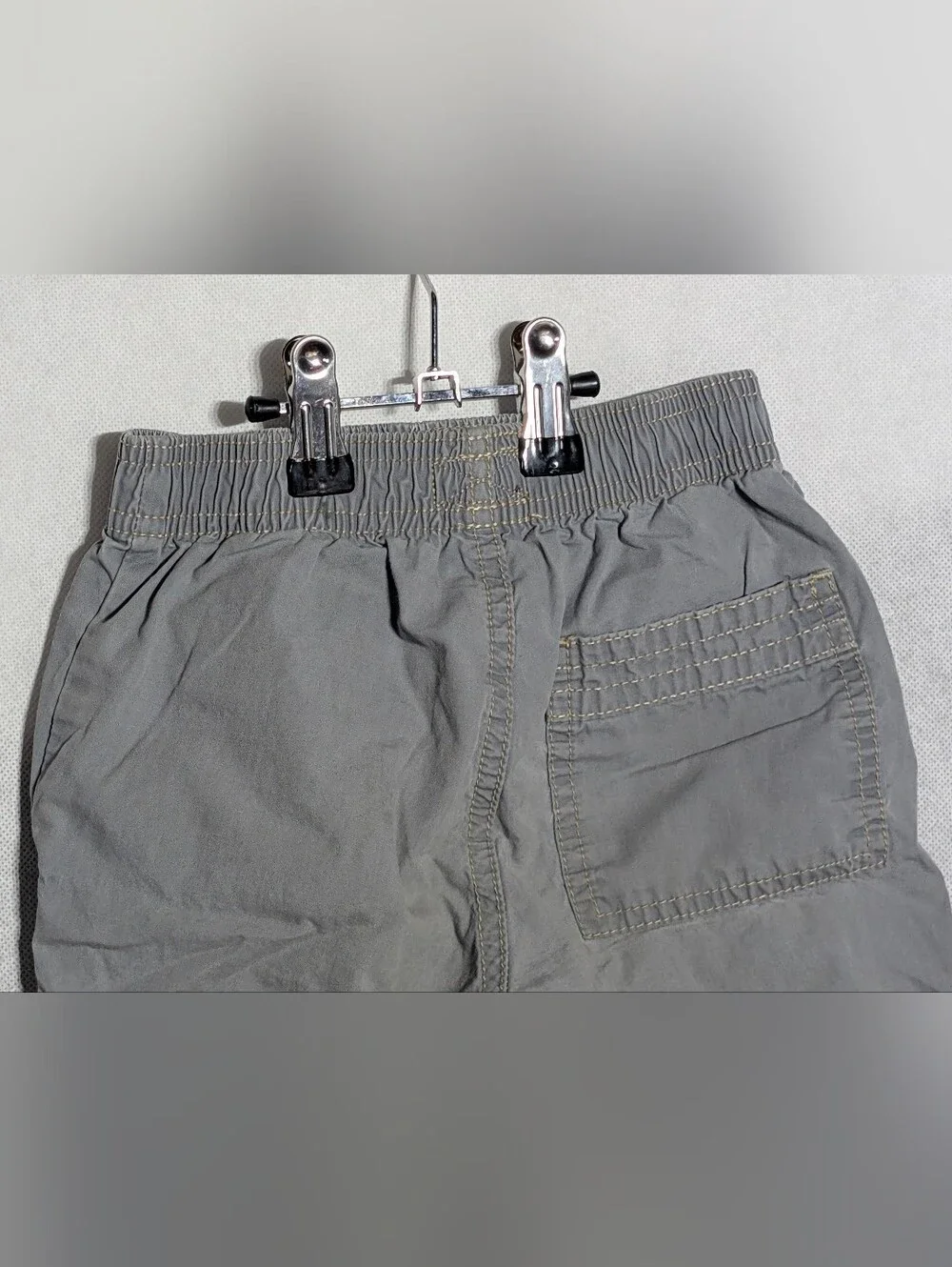 OshKosh B'gosh Boys Grey Elastic Waist Cargo Shorts Size 5 Cotton